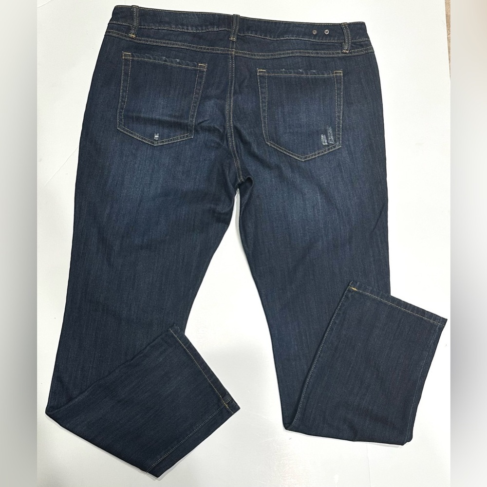 CABI Jeans Womens Size 14 Slim Boyfriend Fit Denim Distressed Dark Wash 3045 - Picture 6 of 13